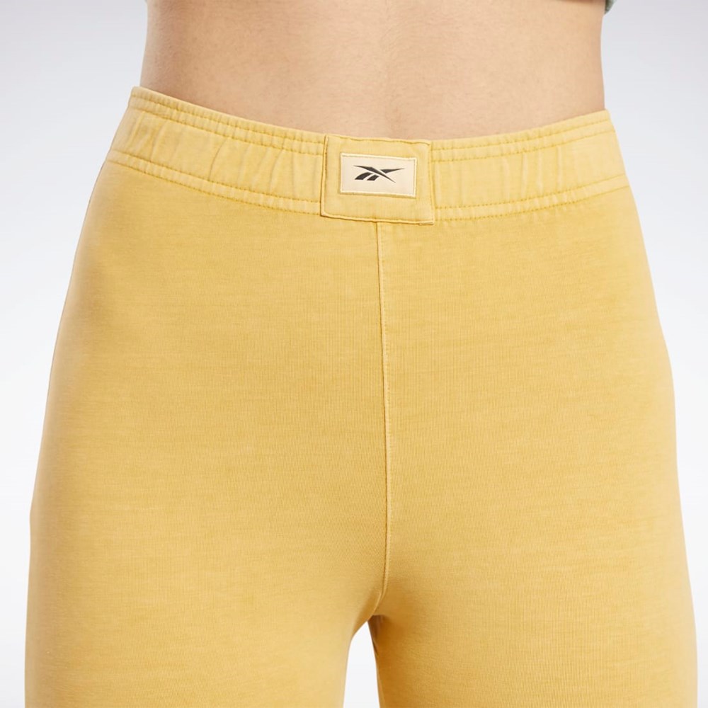 Reebok Classics Natural Dye Legging Shorts Bright Ochre | XSG194876